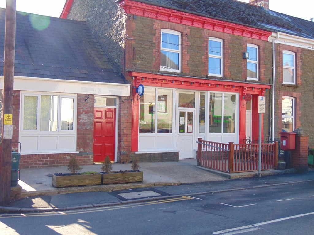 The Hub At Abercrave Bed & Breakfast Abercraf Екстериор снимка
